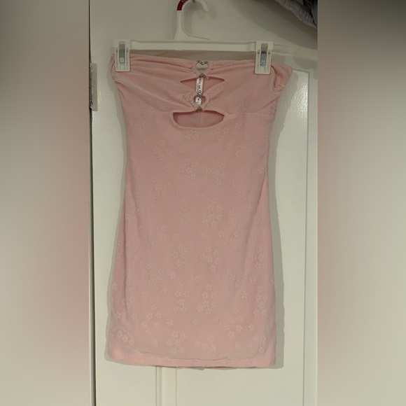 Light pink with flowers mini dress. From Lucy in the sky. Never worn.With gloves - Picture 2 of 4